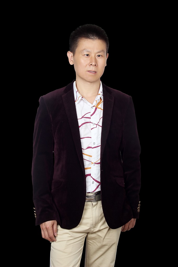 鲍少取-设计总监